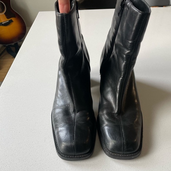 Black Vintage Square Toe Boots - Picture 3 of 9